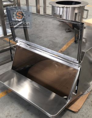 Stainless steel feeding station